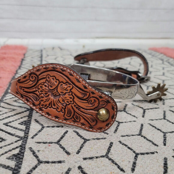 FLORAL & SILVER ADJUSTABLE BUCKLE COWBOY SPURS - Picture 9 of 16